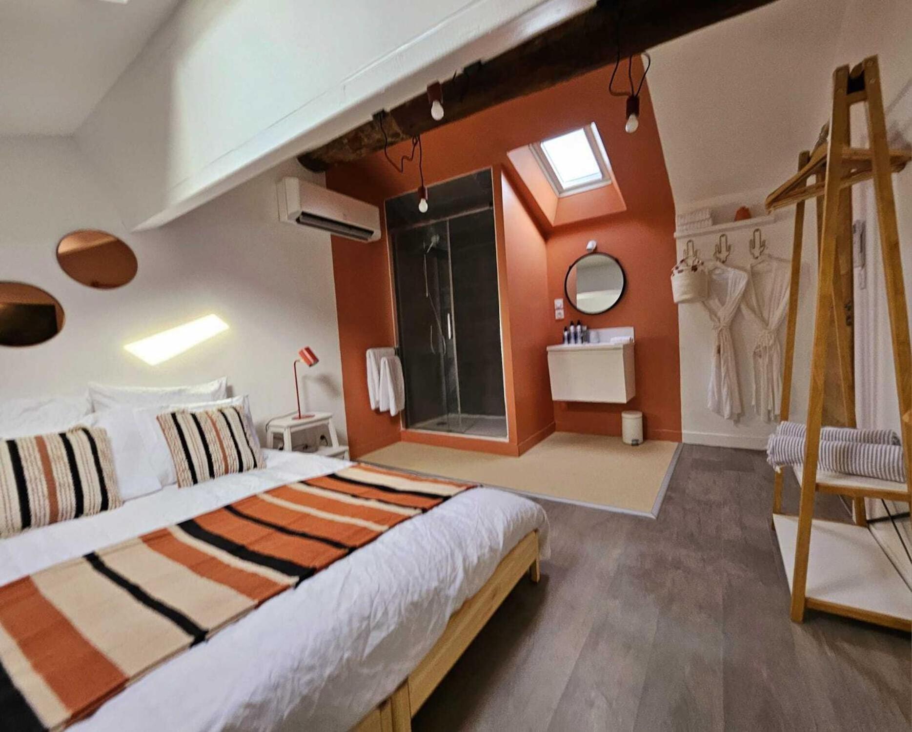 La Maison Grivolas Appartements Et Maison D'Hotes Avignon Exterior photo